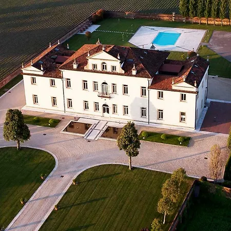 Cornaro Tourist Hotel